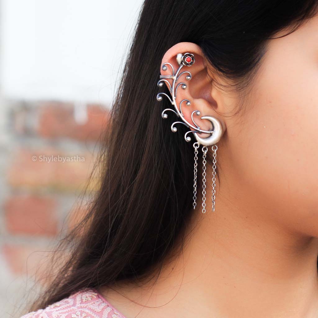 Dulari Fine Leaf Earcuff