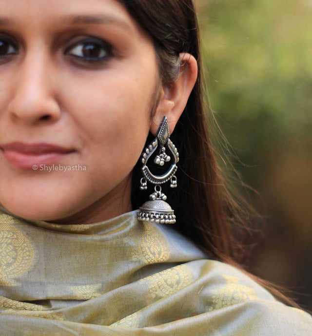 Dulari Textured Ghughri Jhumka