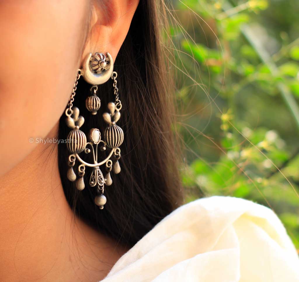Dulari Ghughri Chatri Earrings
