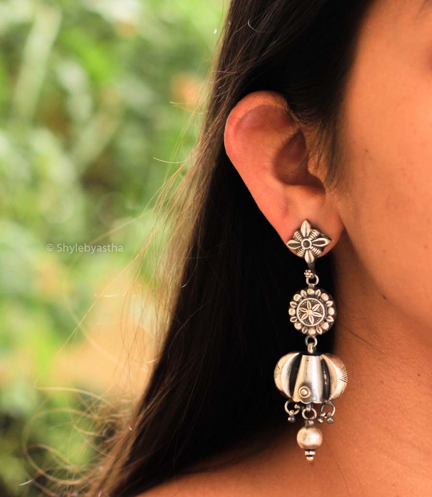 Mizoya Layered Vintage Inspired Earrings