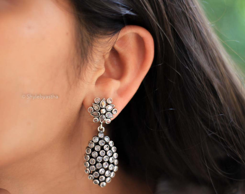 Essence Swarovski Drop Earrings