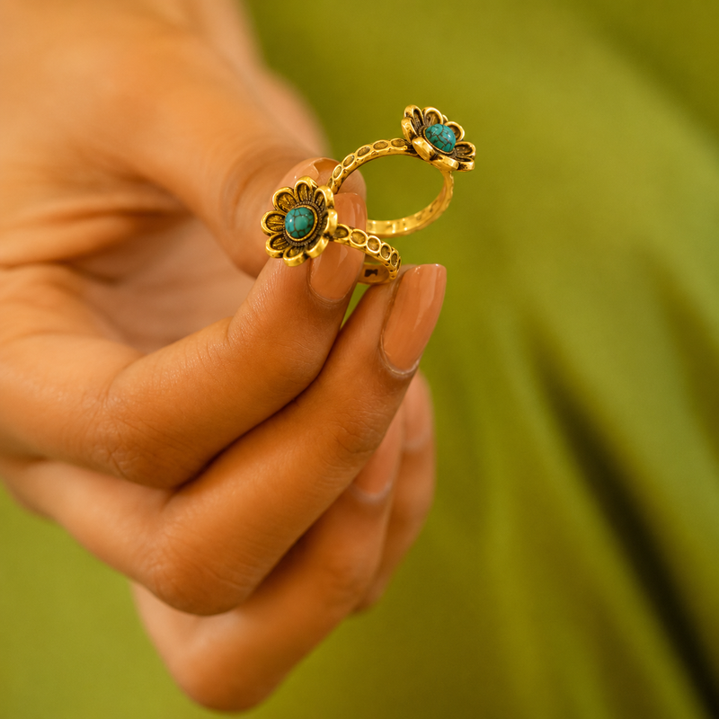 Moh Turquoise Mini Flower Toe Ring
