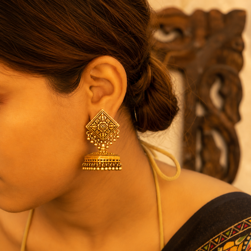 Mizoya Detailed Motif Classic Jhumka