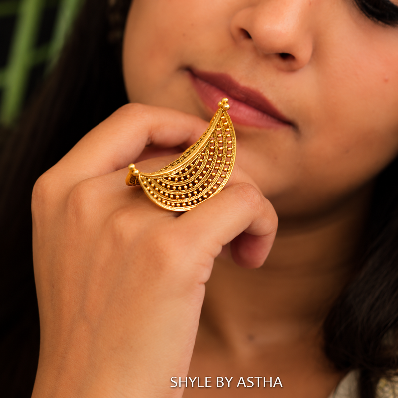 Adya Fine Boat Ring