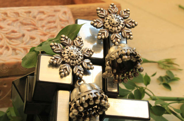 Dulari Quirky Jhumkis