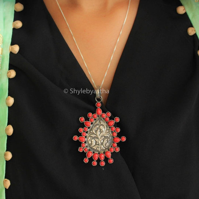 Essence Coral Red Pendant