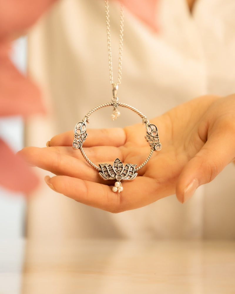 Essence Fine Parrot Lotus Motif Necklace