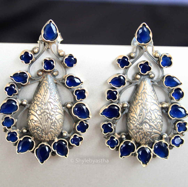 Essence Lapiz Lazuli Classic Studs
