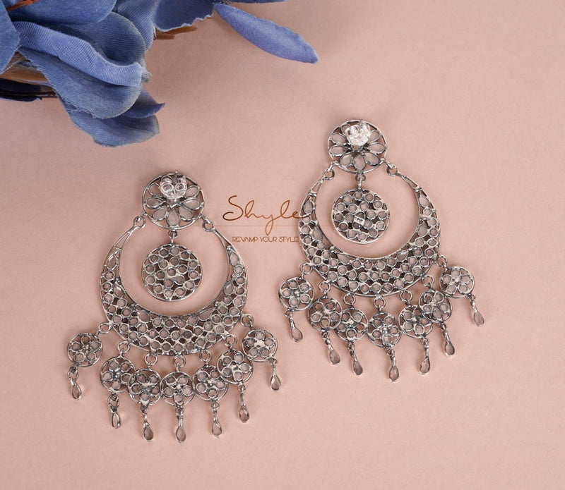 Essence Statement Scintillating Chandbali
