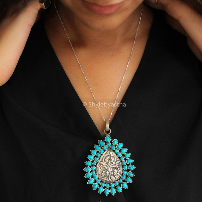 Essence Turquoise Pendant
