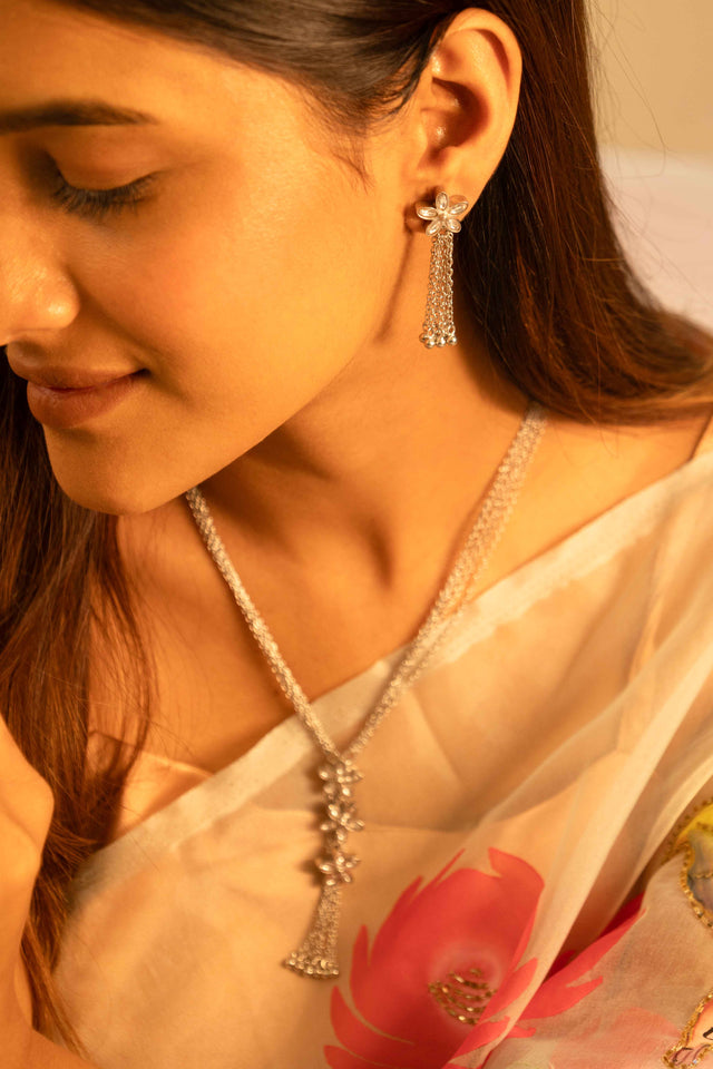 Essence Kundan Flower Chain Drop Earring