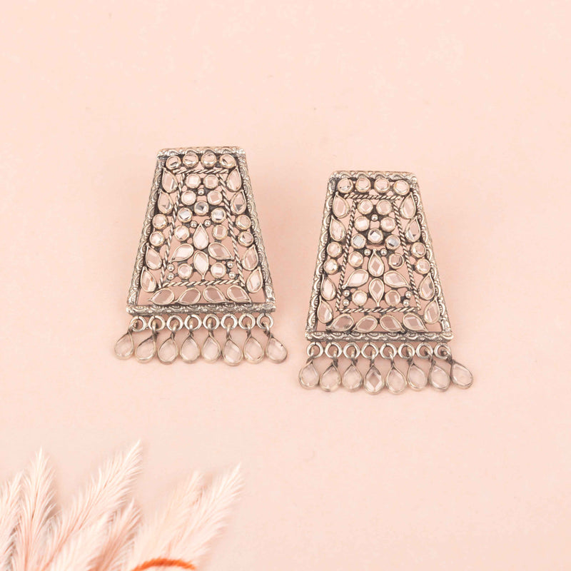 Essence Scintillating Drop Classic Earring