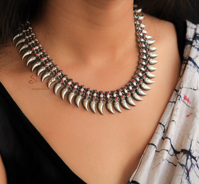 Tattva Fine Leaf Drop Necklace Set