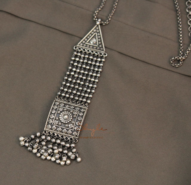 Mizoya Intricate Ball Chain Classic Necklace