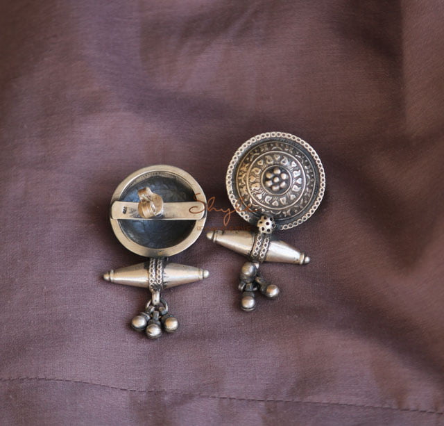 Mizoya Vintage Inspired Intricate Studs front