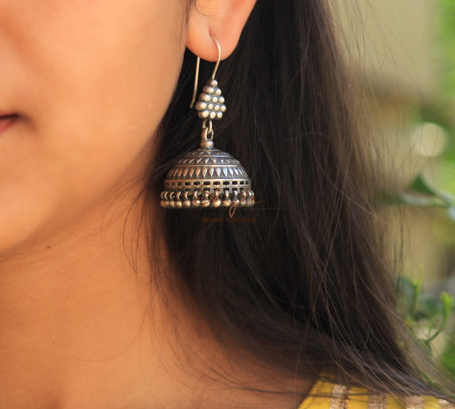 Dulari Versatile Intricate Jhumka
