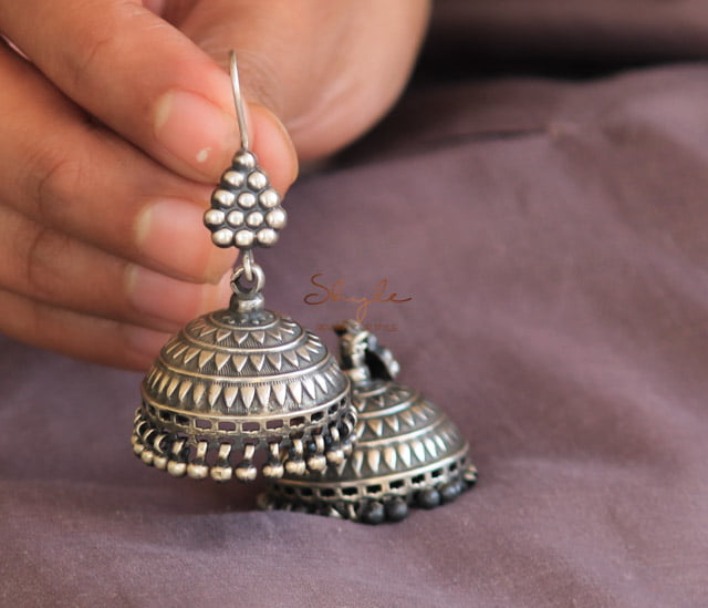 Dulari Versatile Intricate Jhumka