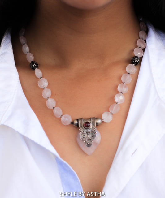 Essence Retro Inspired Fine Necklace