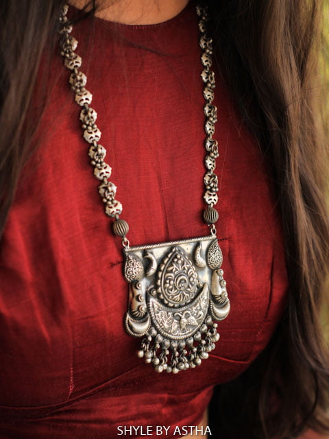 Tattva Vintage Inspired Classic Ghughri Necklace