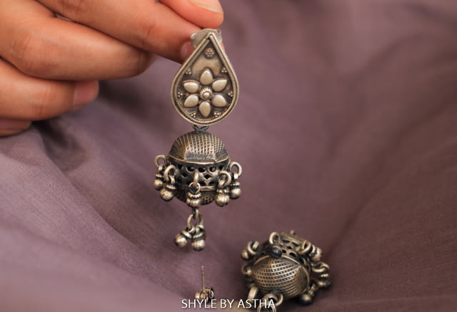 Mizoya Ghughri Textured Drop Earrings