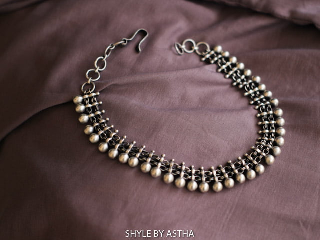 92.5 sterling silver Moh Silver Ball Antique Choker, view 2