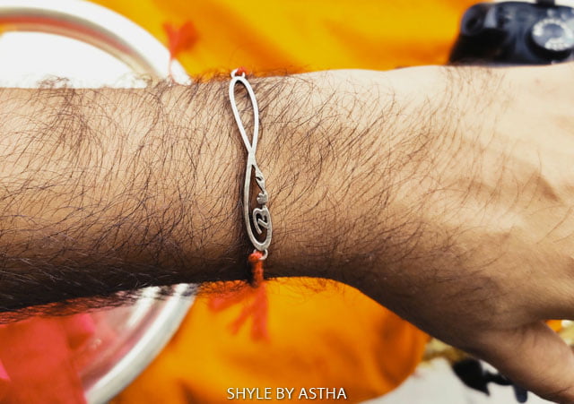 Moh Bro Infinity Knot Rakhi