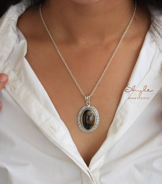 Essence Fine Necklace