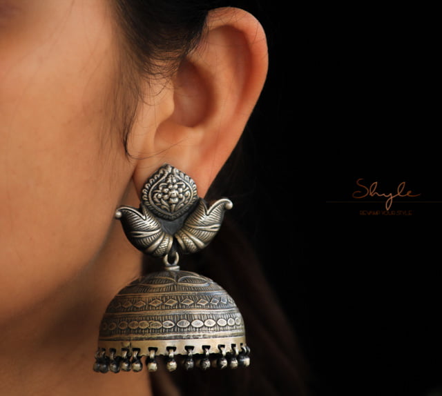 Tattva Intricate Classic Jhumka