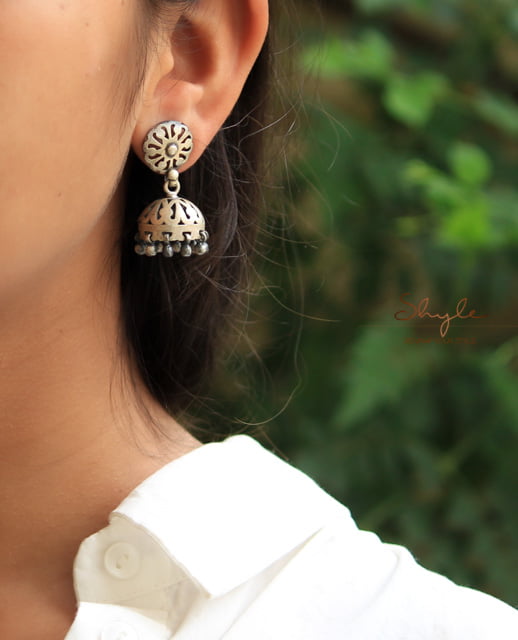 Moh Fine Carved Jhumki