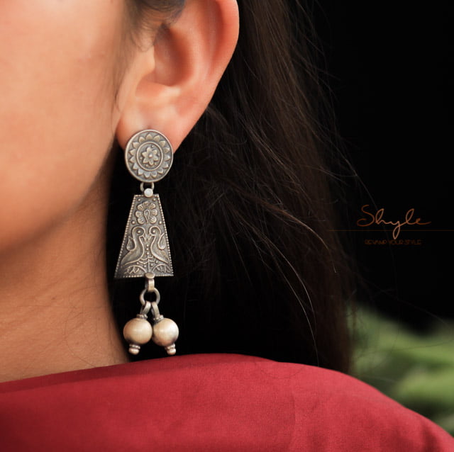 Mizoya Intricate Drop Earrings