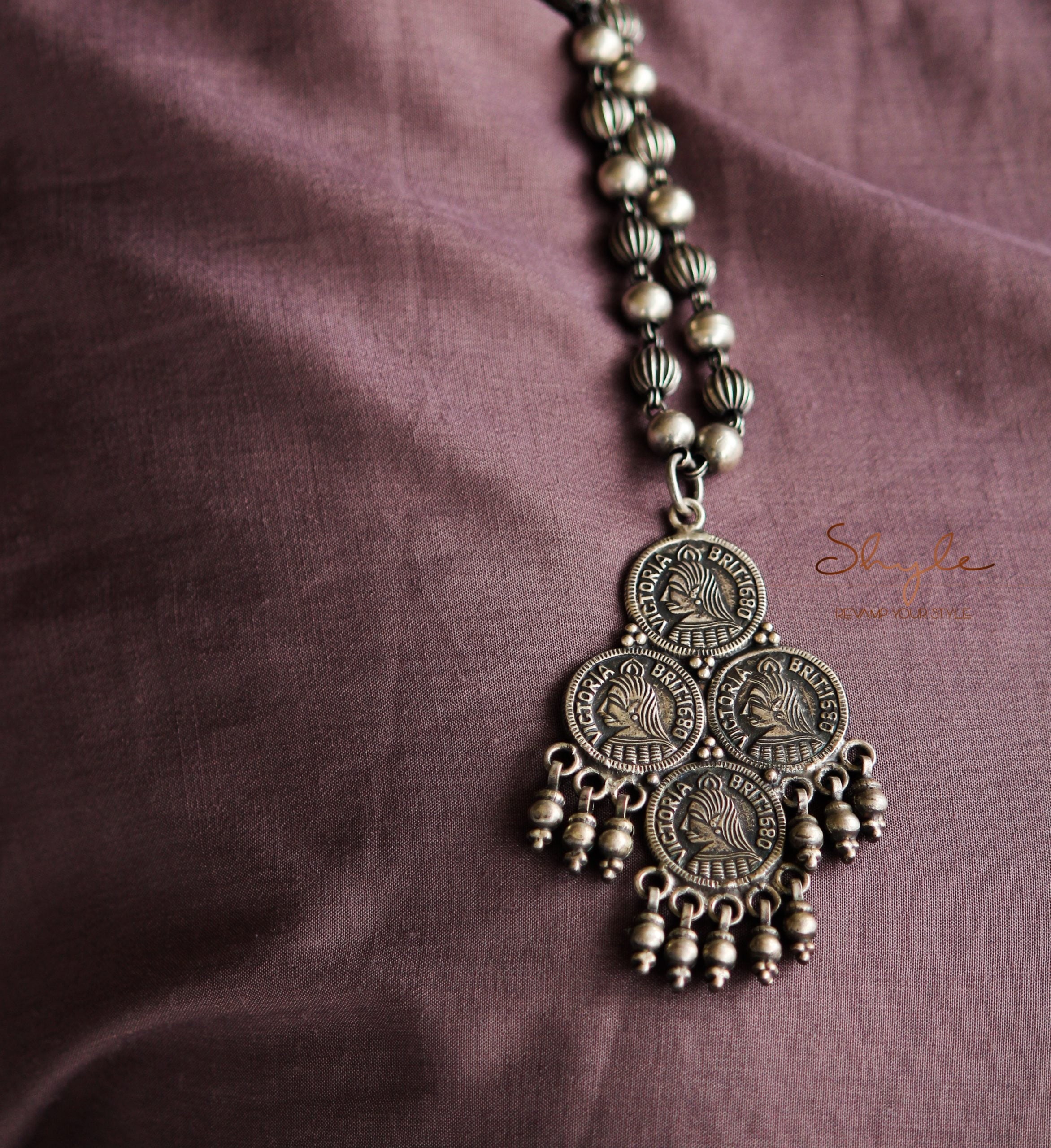 Anvaya Victorian Coin Rawa Ball Necklace