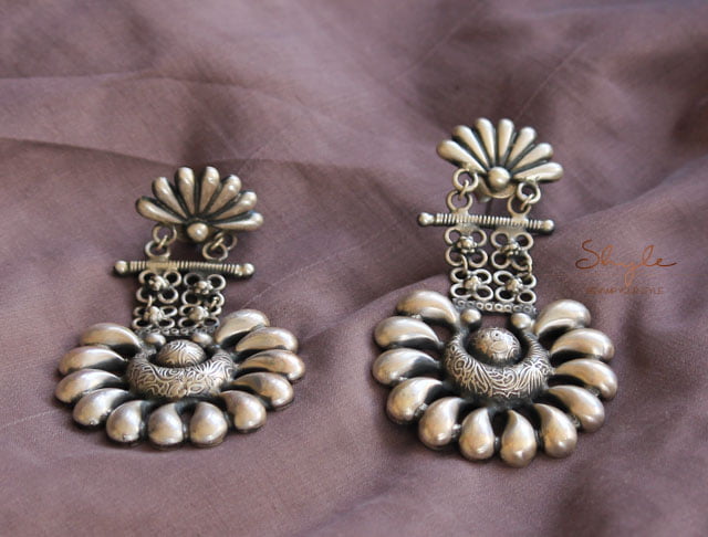 Mizoya Embossed Classic Earrings