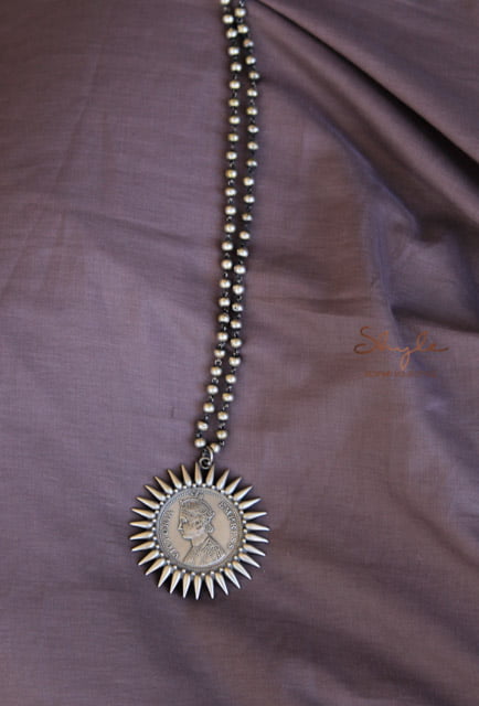 Mizoya Victorian King Chakra Ball Necklace