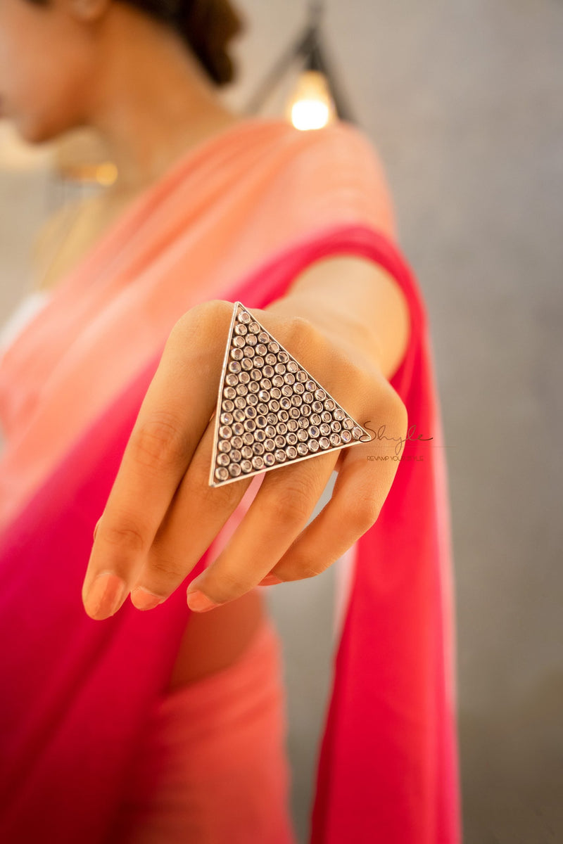 Essence Scintillating Triangle Cocktail Ring