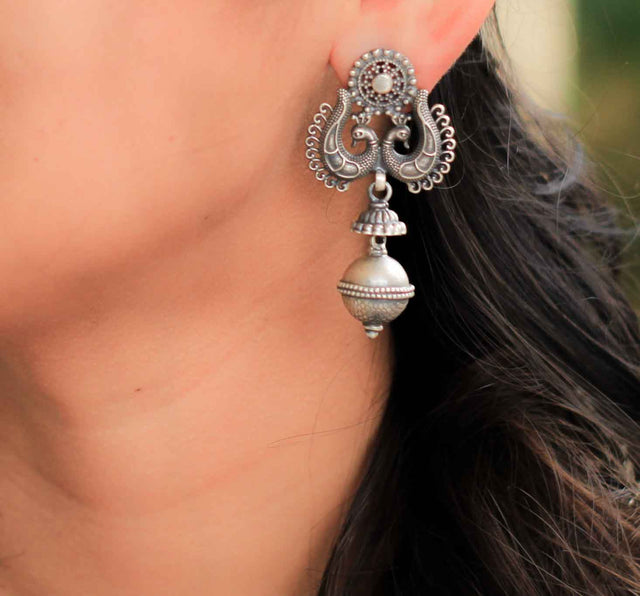 Mizoya Dual Peacock Ball Earrings