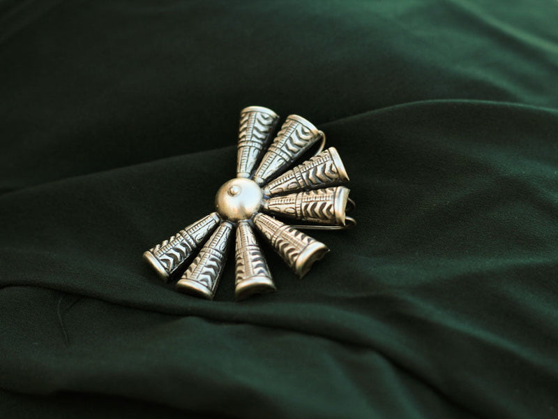 Mizoya Embossed Textured Earcuff