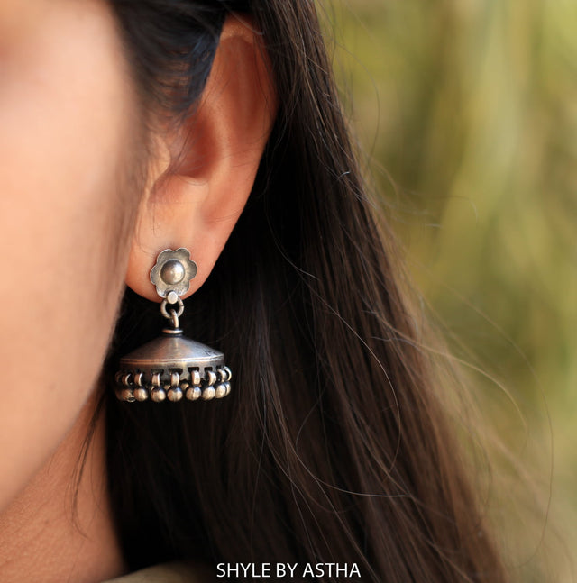 Adya Fine Jhumki