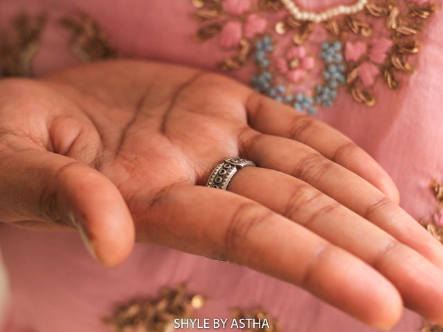 Dulari Mirror Carved Ring