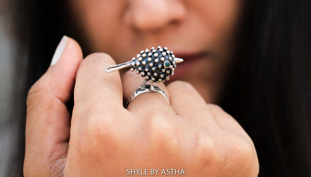 Maahi Round Robin Bird Ring