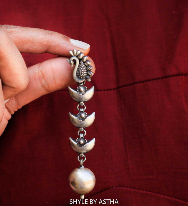 Mizoya Crescent Moon Layered Earrings