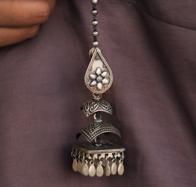 Tattva Flora Drop Motif Layered Flat Kaanchain Jhumka