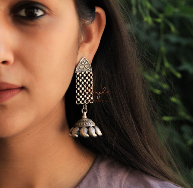 Mizoya Intricate Jali Vintage Umbrella Drop Earrings model