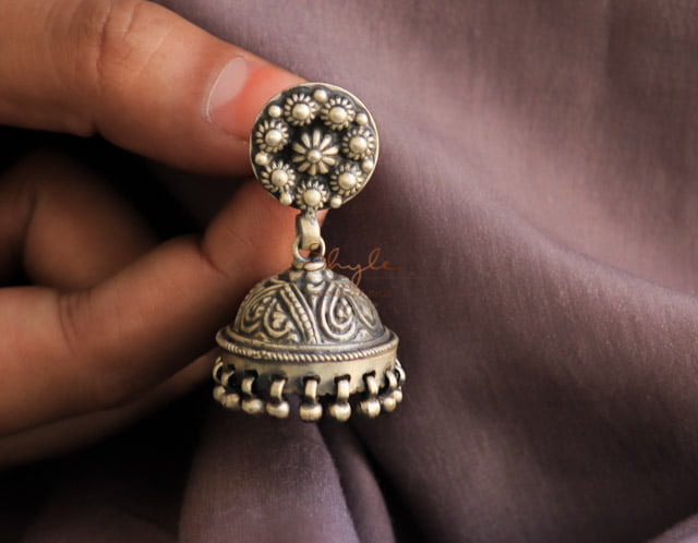 Moh Intricate Embossed Jhumki