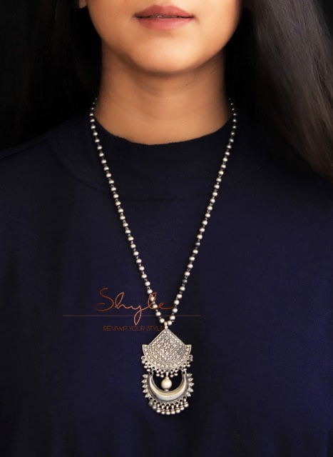 Anvaya Intricate Chandra Drop Necklace