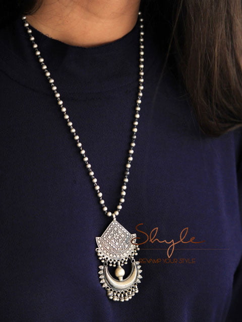 Anvaya Intricate Chandra Drop Necklace