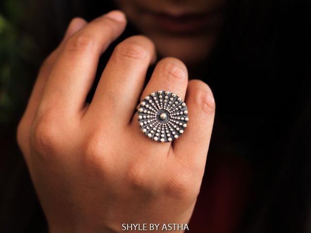 Moh Intricate Chakra Ring