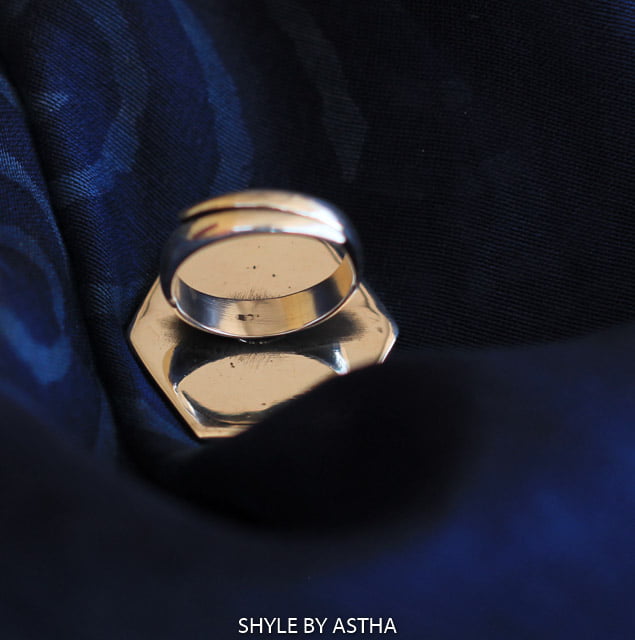 Moh Daana Art Hexagon Ring