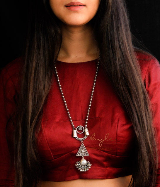 Mizoya Intricate Quirky Ghughri Drop Necklace