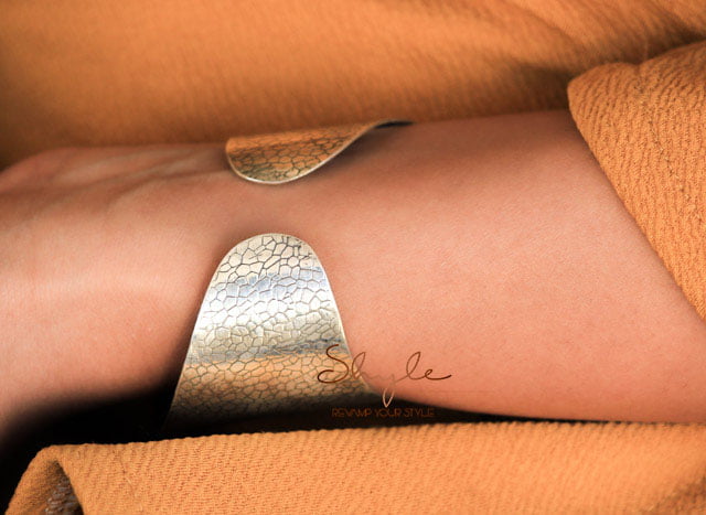 Essence Black Onyx Textured Cocktail Kada