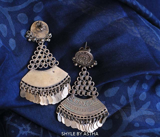 Dulari Detailed Classic Earrings